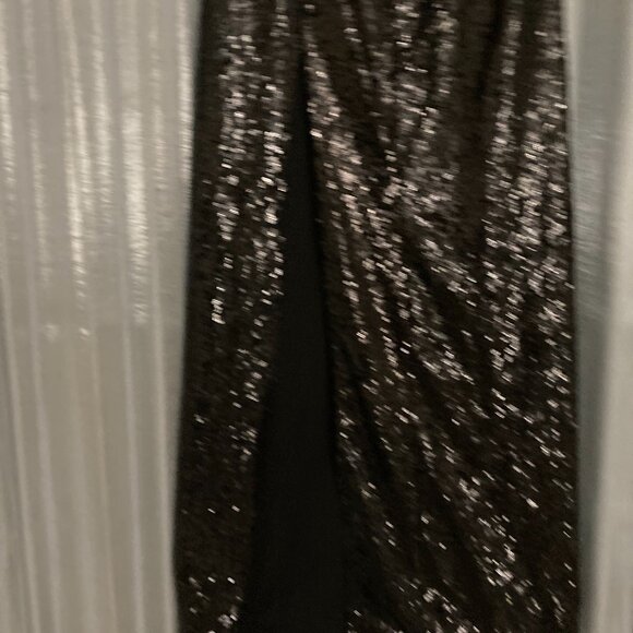 maxi, high waisted sequin skirt - Picture 2 of 7